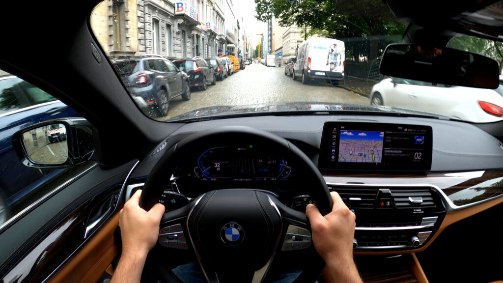 Prueba de autonomía del BMW 530e en ciudad