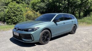 VW Passat R-Line Business Premium