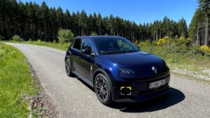 RENAULT R5 E-TECH ELECTRIC (52KWH) RIJBEREIKTEST EN SNELLAADTEST